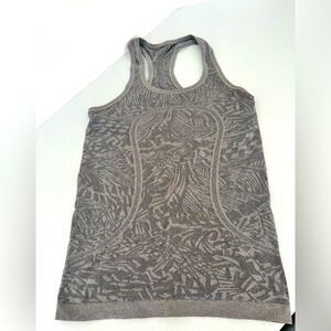 Lululemon tank top